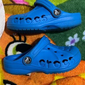 CROCS Kids Classic Clog in Bright Blue